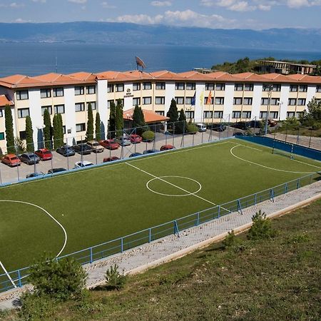 Hotel Makpetrol Струга Экстерьер фото