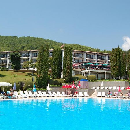 Hotel Makpetrol Струга Экстерьер фото