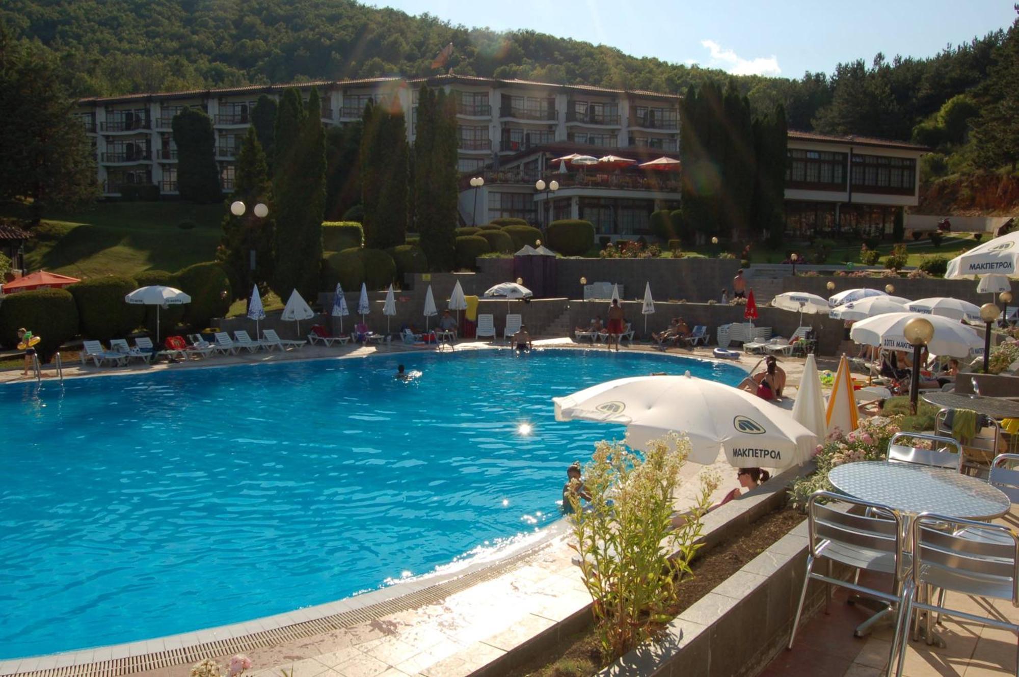 Hotel Makpetrol Струга Удобства фото