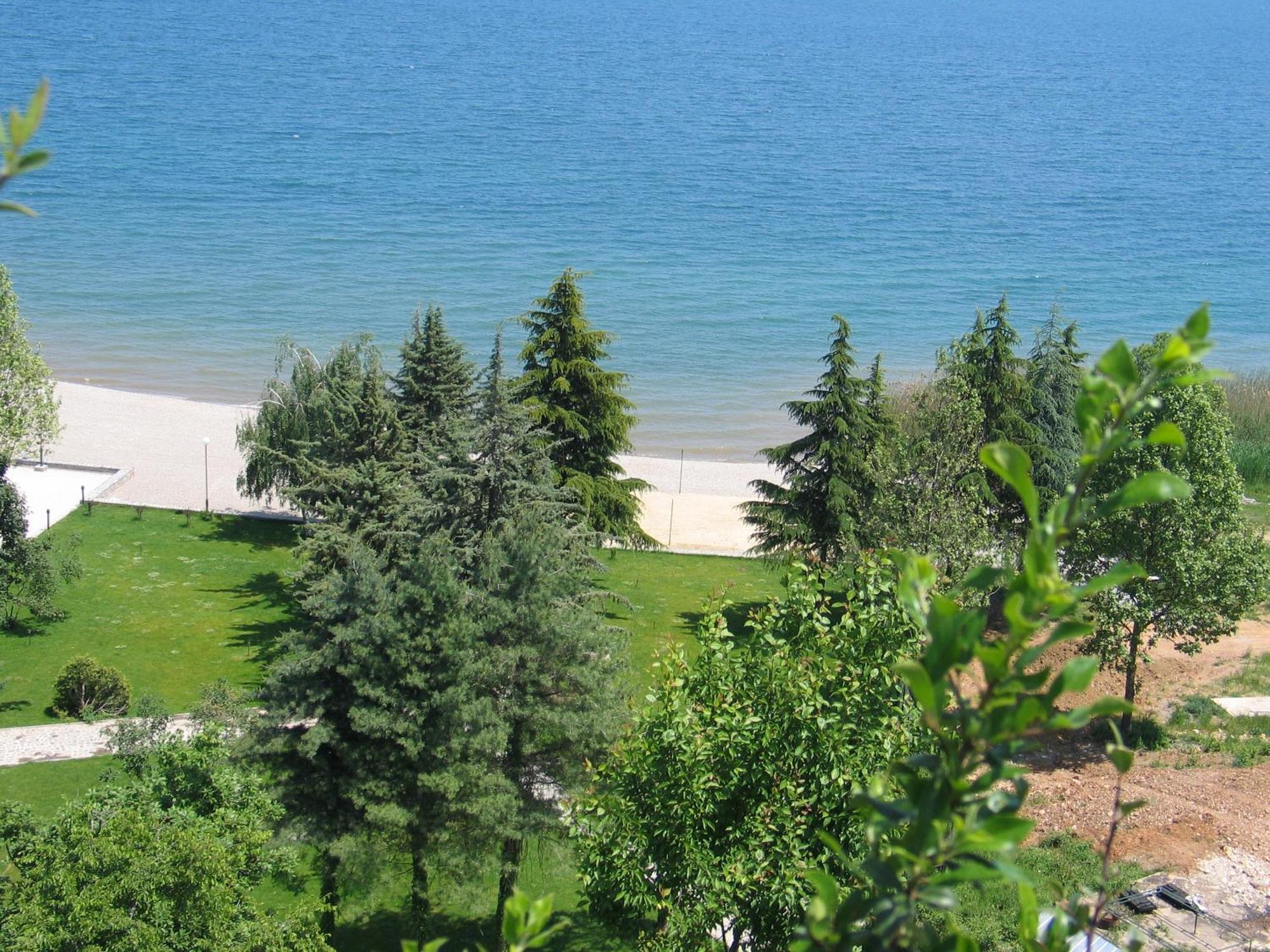 Hotel Makpetrol Струга Экстерьер фото